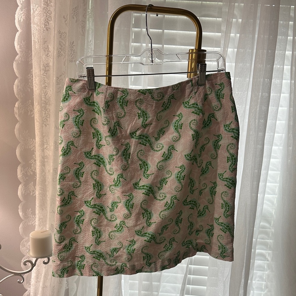 Vineyard Vines Cream and Green Seersucker Seahorse Pencil Skirt